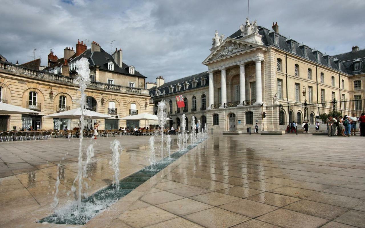 Gite Bons Amis Dijon Buitenkant foto