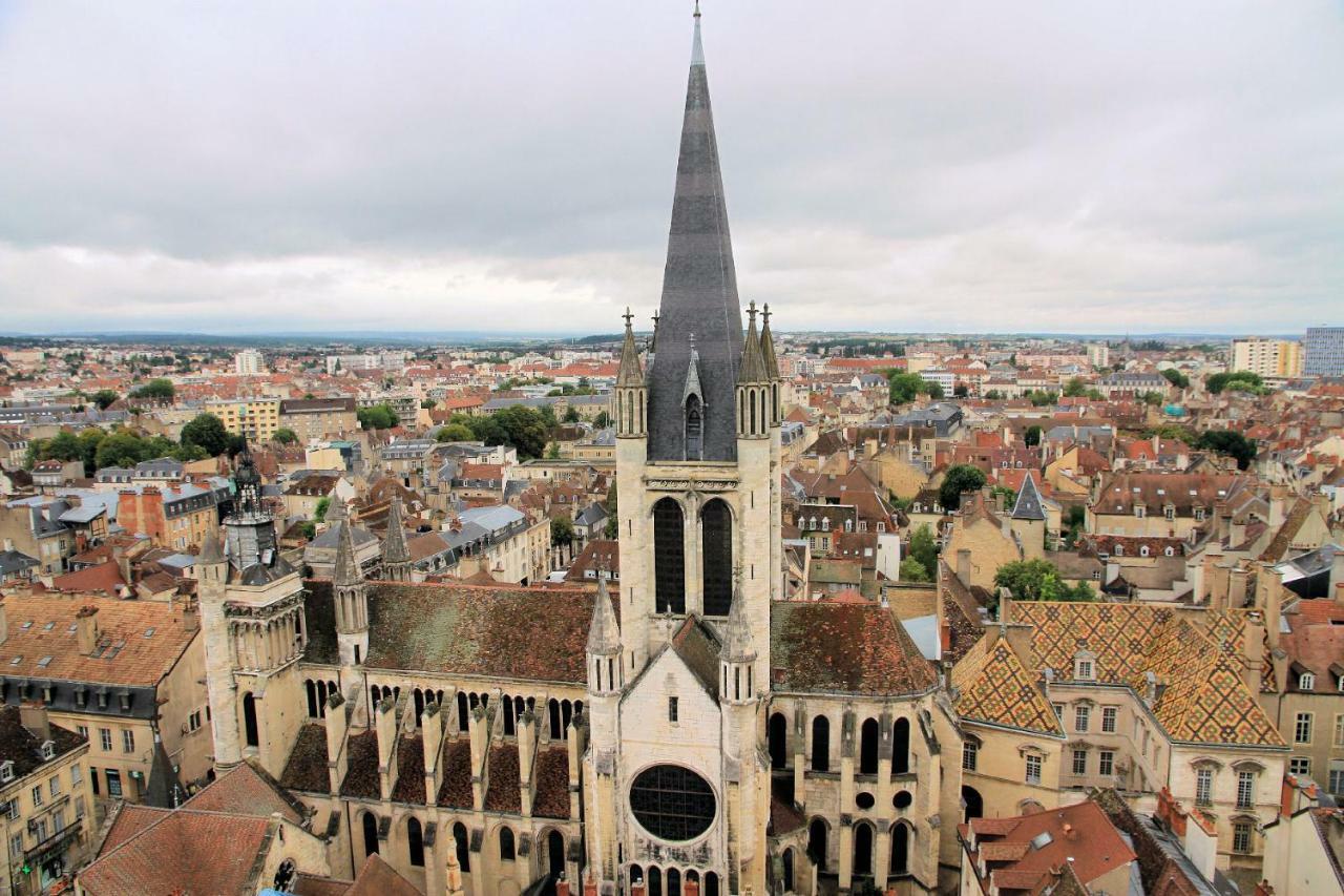 Gite Bons Amis Dijon Buitenkant foto