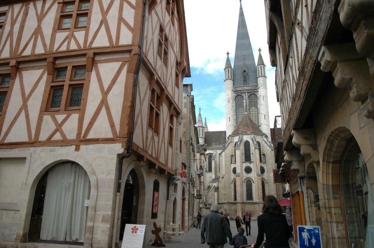 Gite Bons Amis Dijon Buitenkant foto
