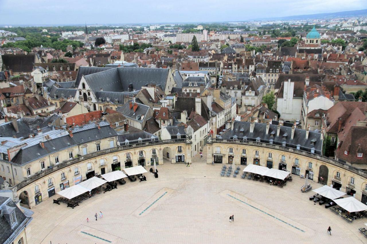 Gite Bons Amis Dijon Buitenkant foto