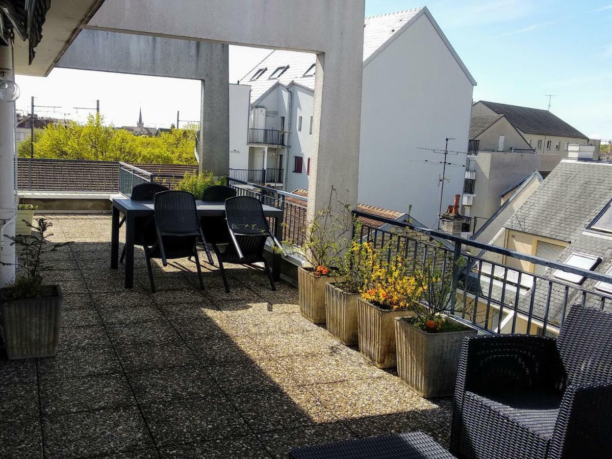 Gite Bons Amis Dijon Buitenkant foto